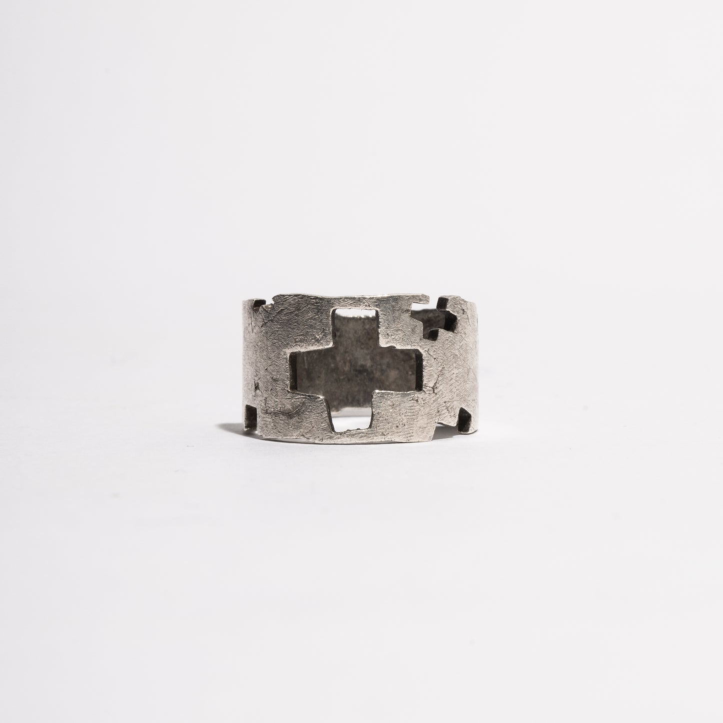 Stone Cross Ring © | handmade jewelry