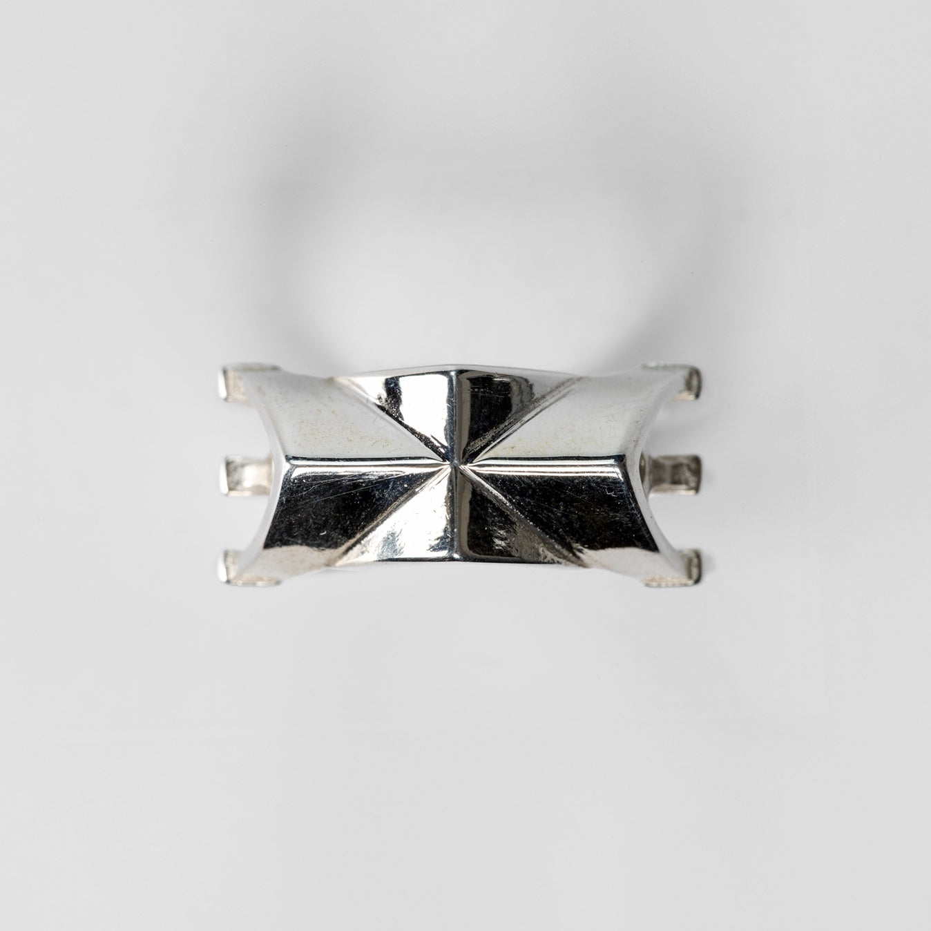 Cathedral Ring ©