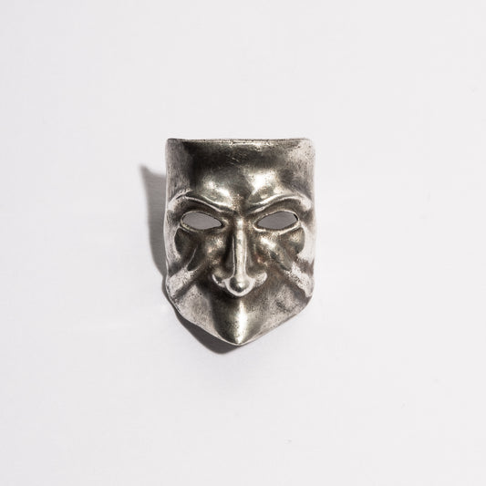 Beuta Mask Ring © | handmade jewelry