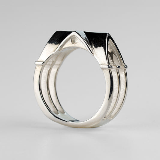Cathedral Ring © 