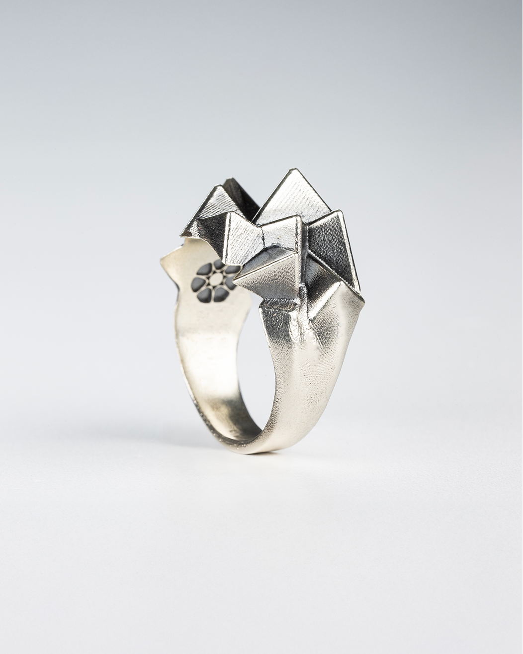 Cestia Ring ©