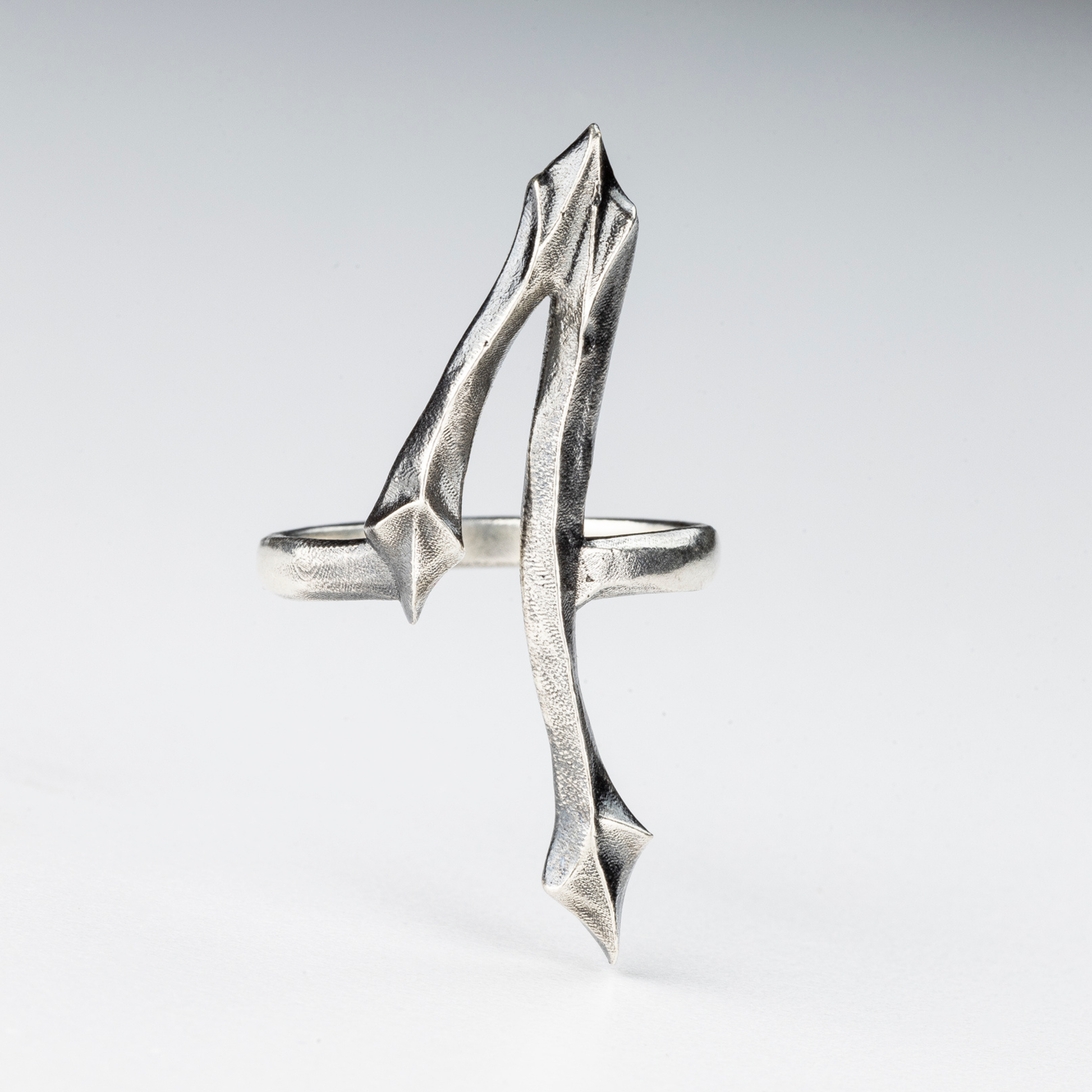 One Ring in handcrafted oxidized 925 silver with gothic sculptural design – Sebamakes.