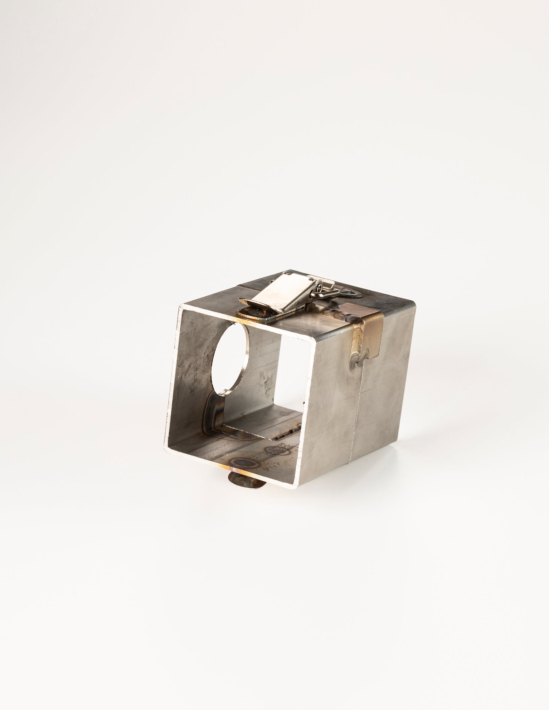 ⁠Alternative angle of the Seba Makes stainless steel mold for professional jewelry studios.