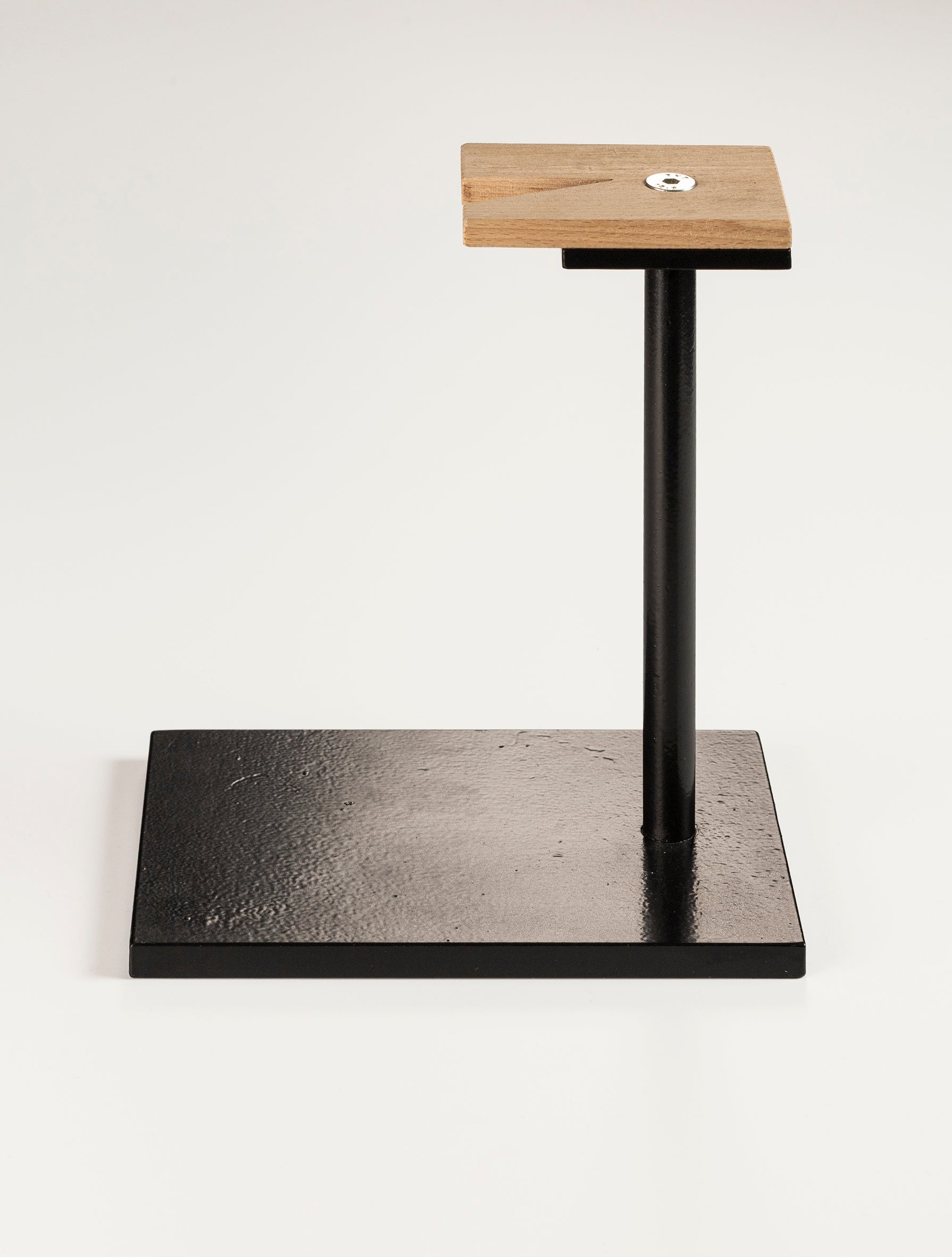 Right side view of the Seba Makes work base for jewelry studios and casting.