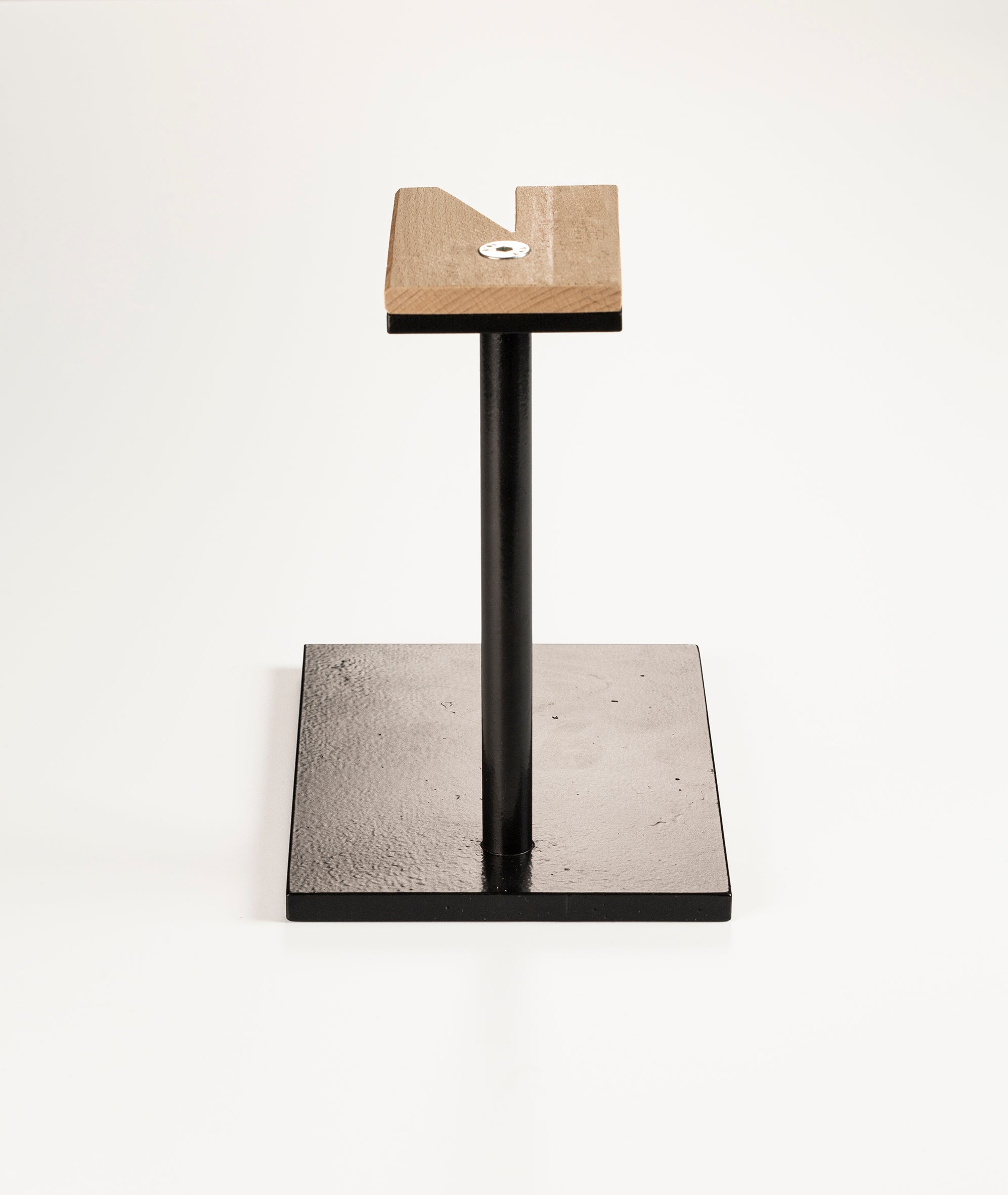 Right side view of the Seba Makes work base for jewelry studios and casting.