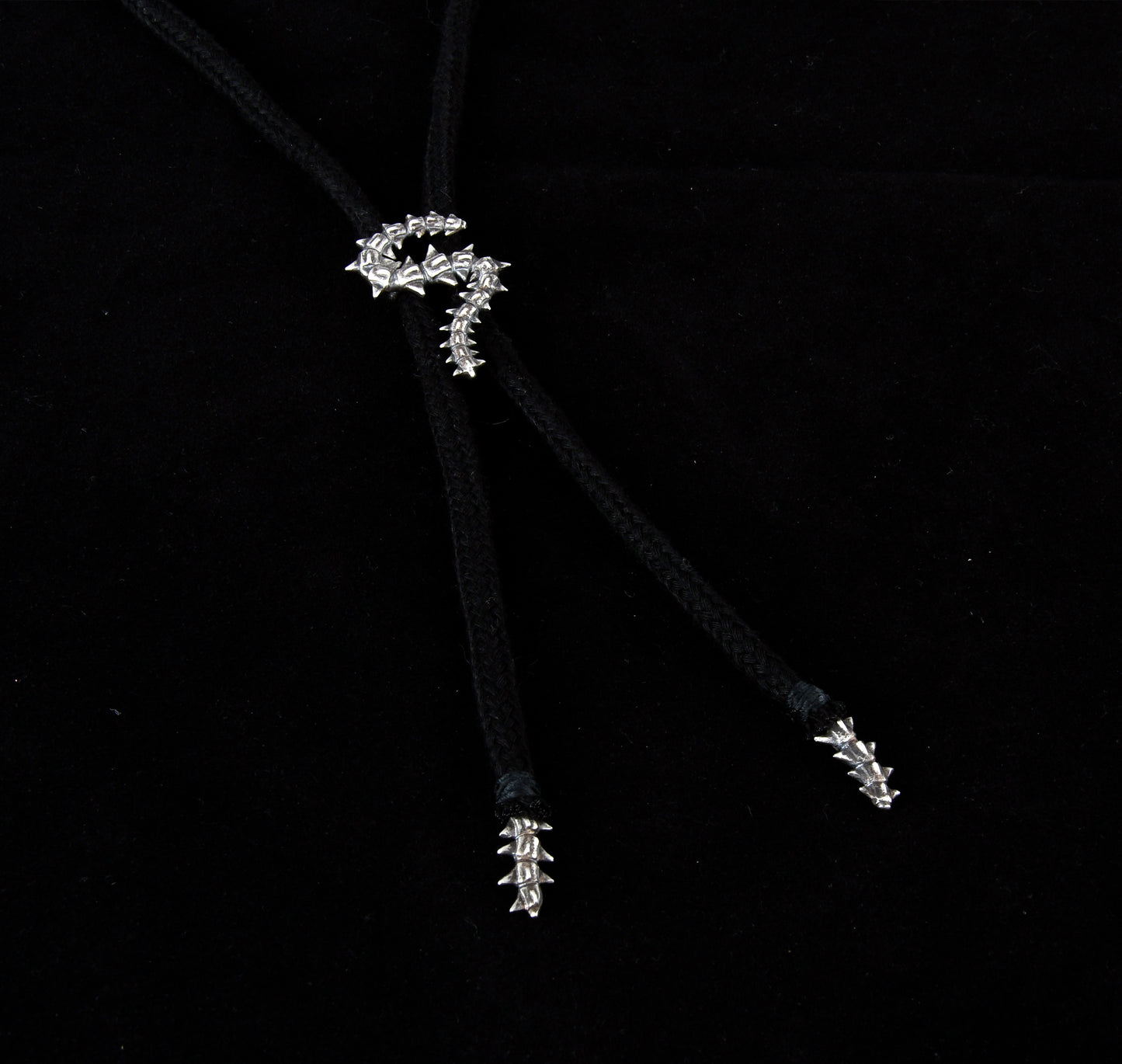 Silver Bolo Tie © | handmade jewelry